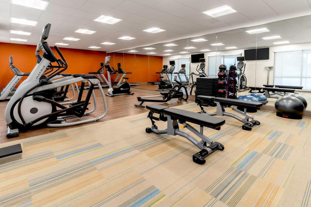 Holiday Inn Express & Suites - Milwaukee West Allis By Ihg Luaran gambar